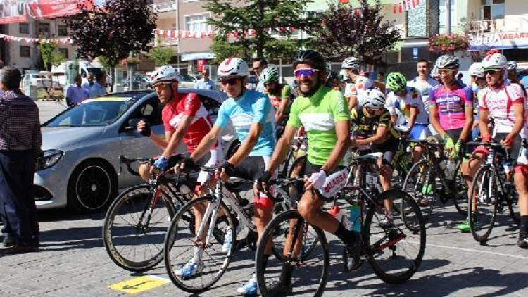 Kızılcahamamda uluslararası bisiklet yarışlarının 2. etabına start