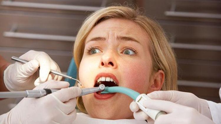 Dişçi koltuğuna oturmak istemeyenlerin uydurduğu 7 bahane