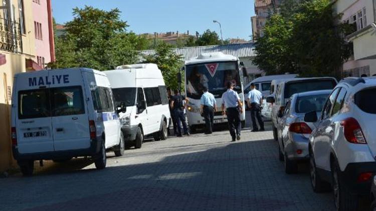 Niğdede FETÖ operasyonunda 17 kişi tutuklandı