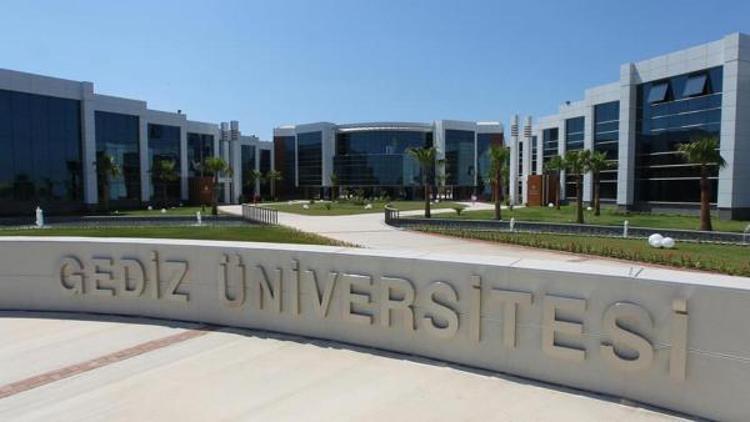 Kapatılanların yerine İzmire iki yeni devlet üniversitesi