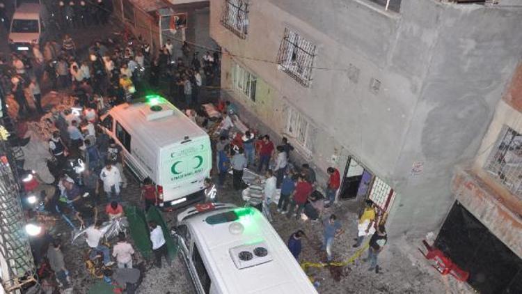 Gaziantepte sokakta yapılan kına gecesine canlı bomba saldırısı: 20 ölü, 50den fazla yaralı