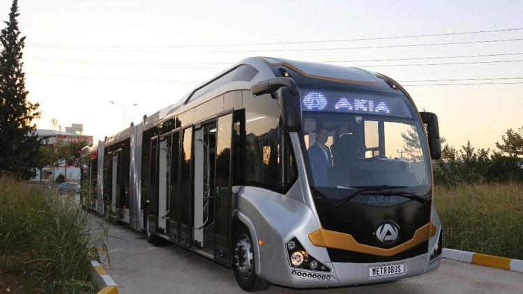 İlk yerli metrobüs üretildi Dünyanın en büyüğü