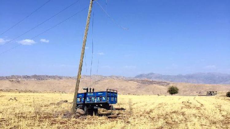 Traktör römorkunda kaçak mobil trafo