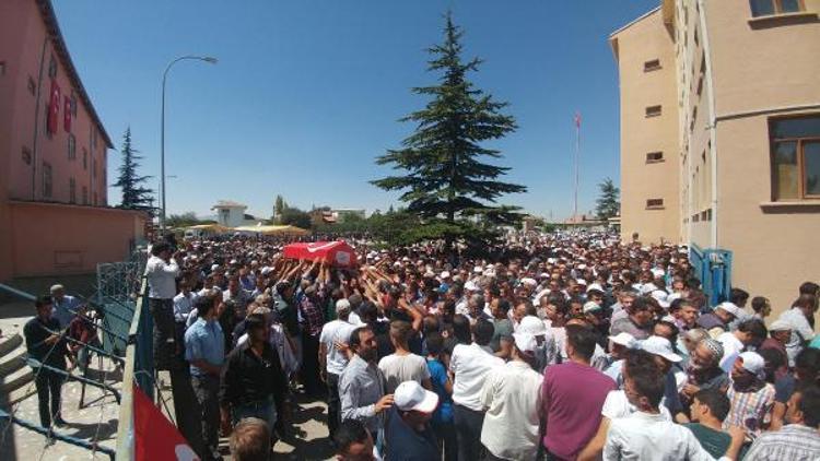 Şehit polis Şimşek’i, Çumrada 5 bin kişi uğurladı -  ek fotoğraflar