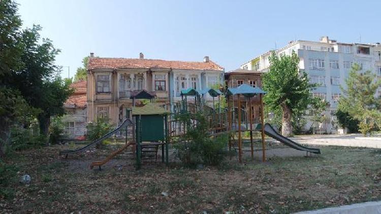 Edirne’de Cumhuriyet parkı yenileniyor