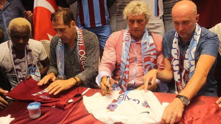 Trabzonspor’un eski futbolcuları taraftarla buluştu