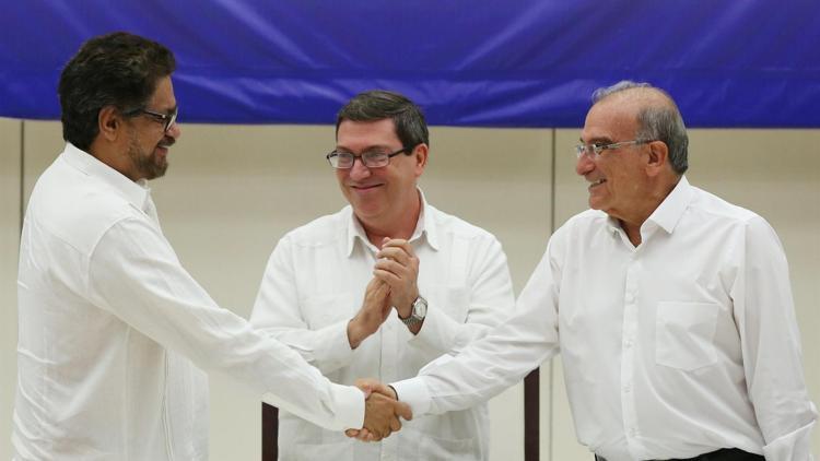 Kolombiyada tarihi barış anlaşması imzalandı
