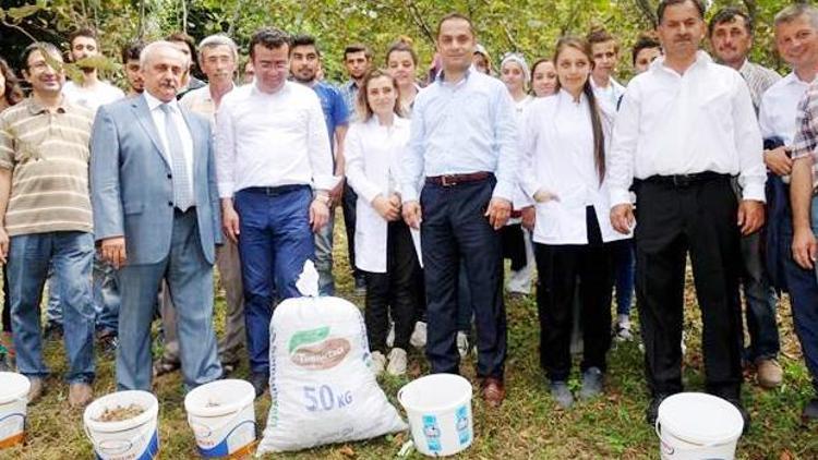 Dekan ve belediye başkanından öğrencilere hasat desteği