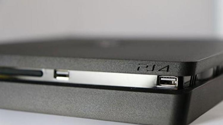 PlayStation 4 Slimin fiyatı ne olacak