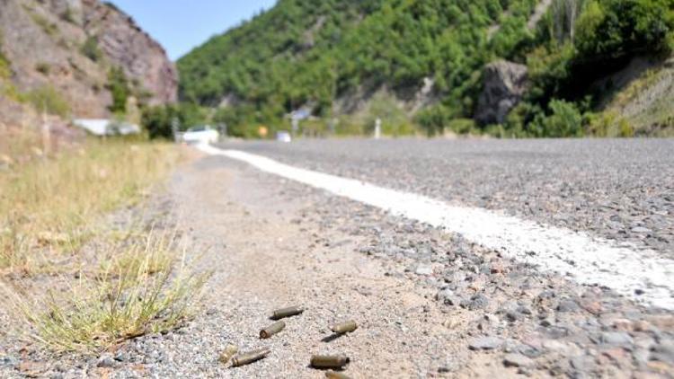 Şavşattaki saldırıda şehit düşen er törenle memleketine uğurlandı (2)