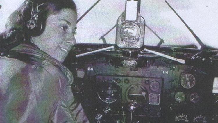 Türkiye’nin ilk kadın subayları