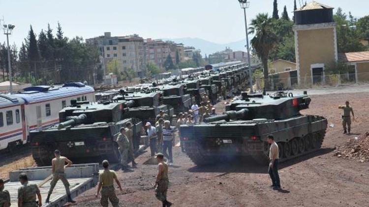 İstanbuldan gönderilen tank ve öbüsler İslahiyede