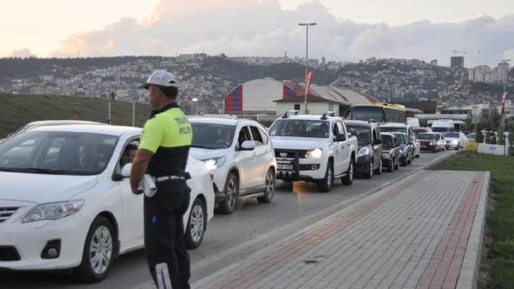 Başbakan Yıldırım, Bakan Işıkın kızının nikah şahidi oldu