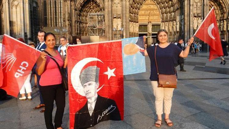 Köln’lü CHP’liler, Kılıçdaroğlu’na saldırıyı kınadı