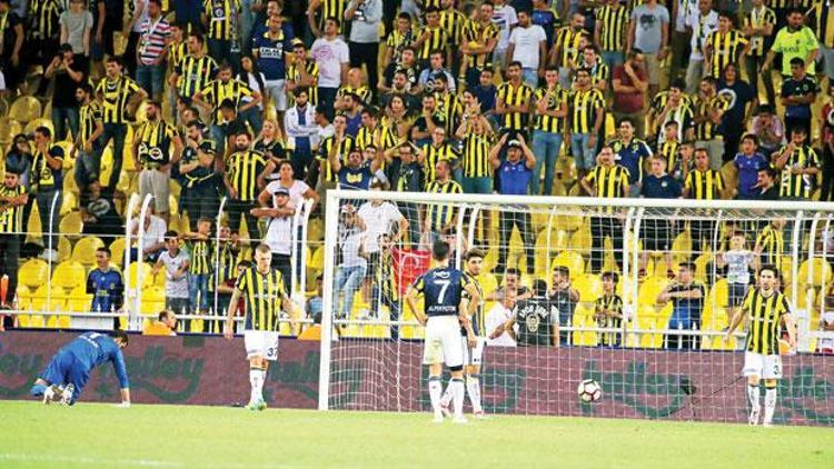 Fenerbahçe beyinsiz oynuyor