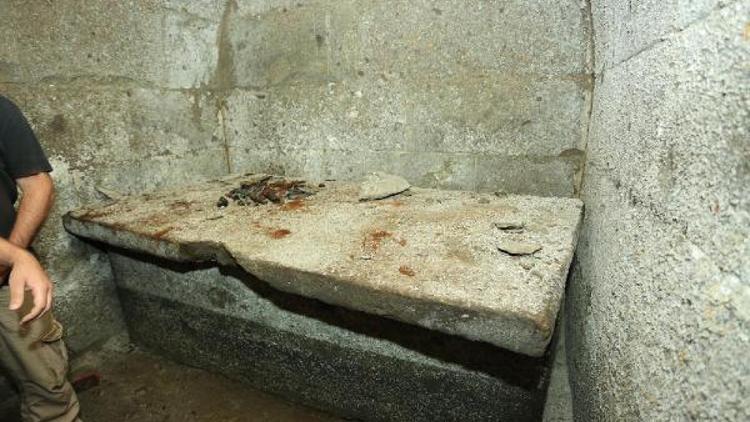 15 Temmuz Şehitler Tepesindeki kazılarda Helenistik dönem mezar odası bulundu
