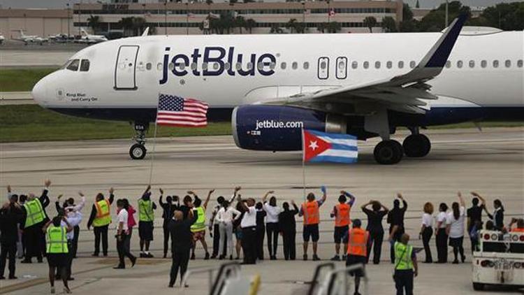 55 yıl sonra ABDden Kübaya ilk tarifeli uçak indi
