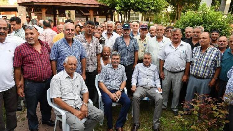 Başkan Karalar, uzak mahalleleri gezdi