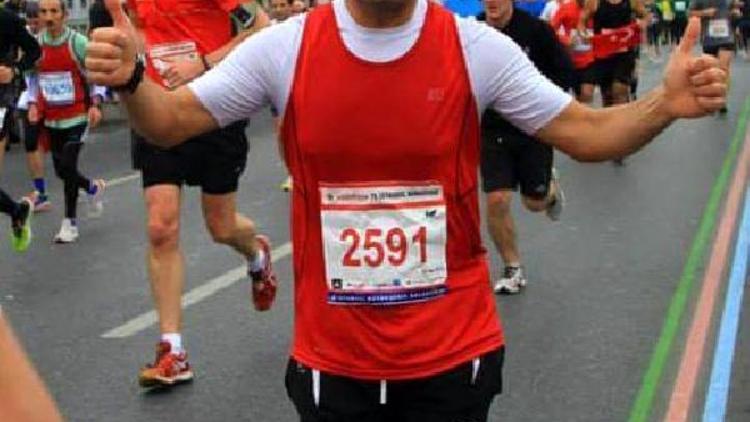 Madalyalı maratoncu, yarışa giderken kalp krizinden öldü