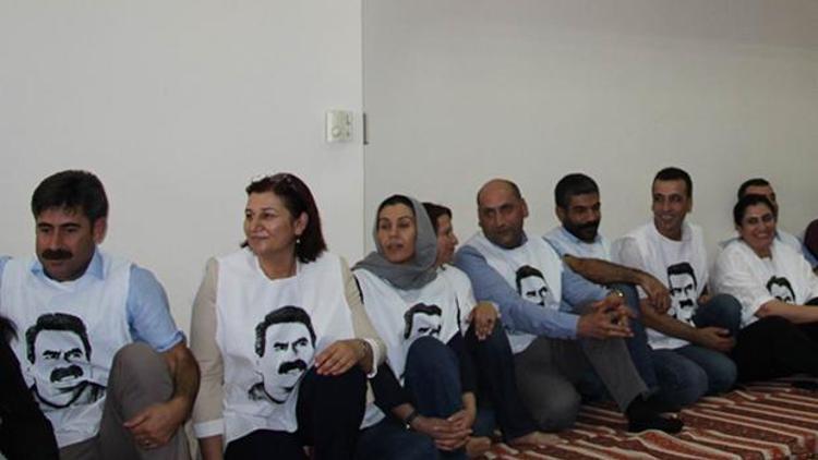 HDPli milletvekilleri, Öcalan için açlık grevine başladı