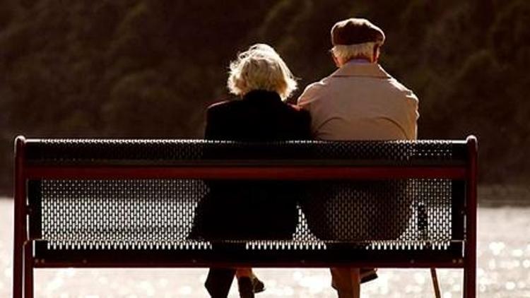 57 yaşından sonraki seks erkekler için riskli kadınlara ise yararlı
