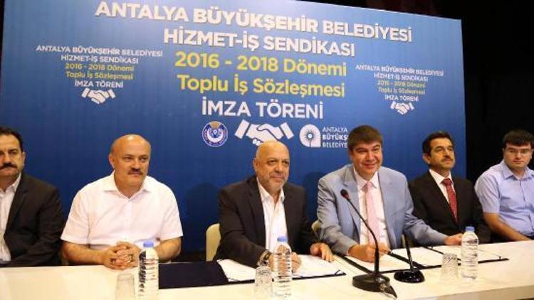 Büyükşehirde toplu iş sözleşmesi imzalandı