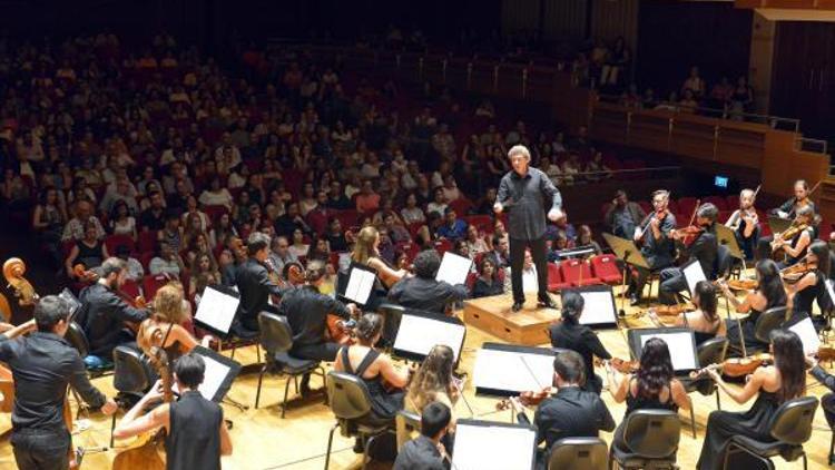 Turkish-Greek friendship strenghtened with music