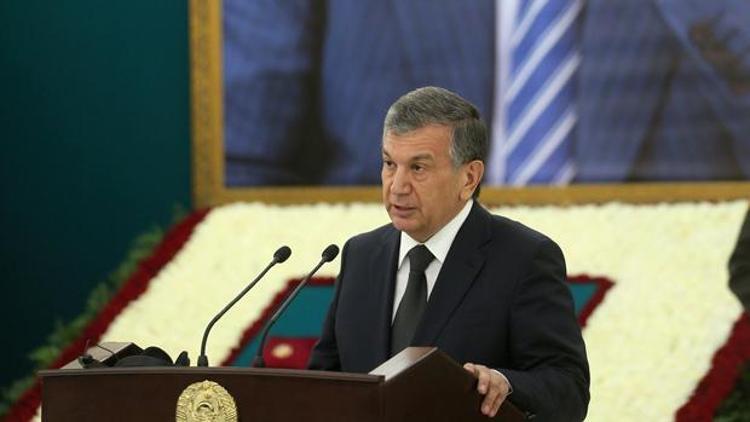 Özbekistan cumhurbaşkanlığı makamına vekaleten Başbakan Mirziyoyev atandı
