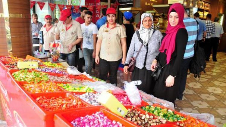 Çarşıda bayram bereketi