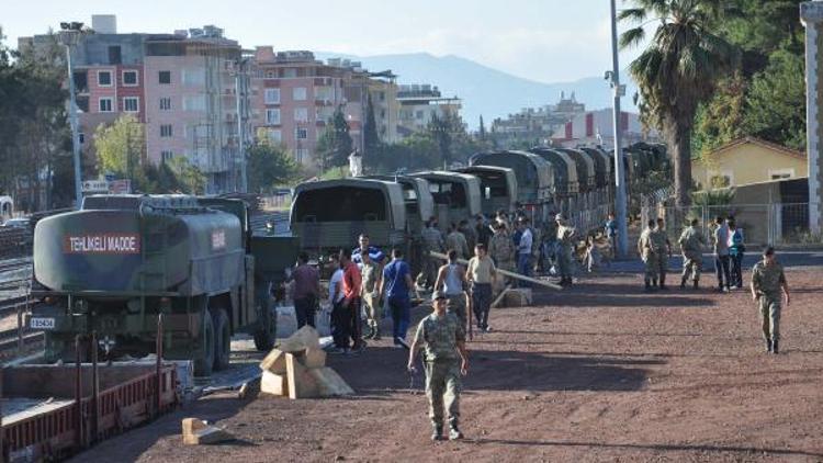 İslahiyeye askeri araç ve personel sevkiyatı