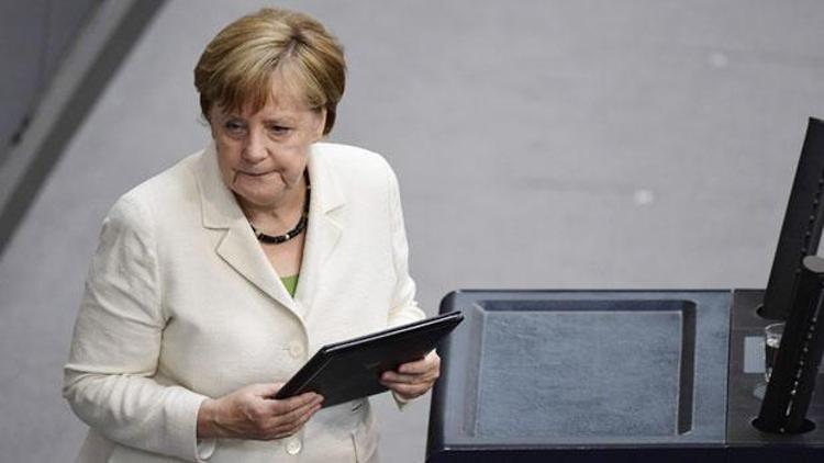 Merkel: Almanya’da yabancı düşmanlığı potansiyeli var