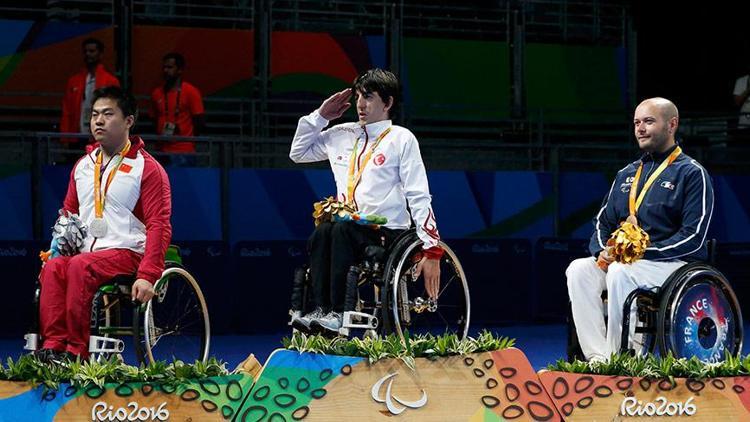 Rioda ikinci altın madalya Abdullah Öztürkten