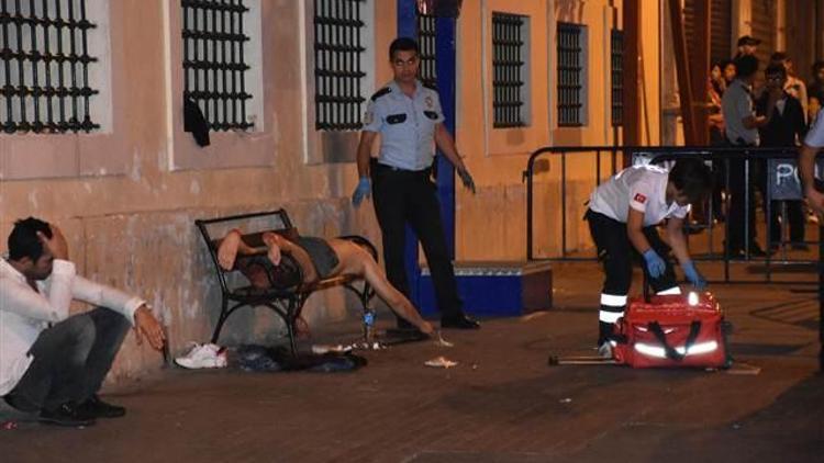 Beyoğlu’nda silahlı kavga: 3 yaralı