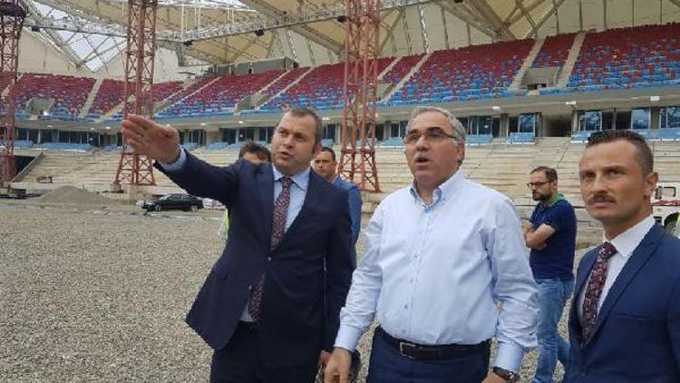 TOKİ Başkanı Turan, Trabzonspor’un yeni stadı Akyazı’da incelemelerde bulundu