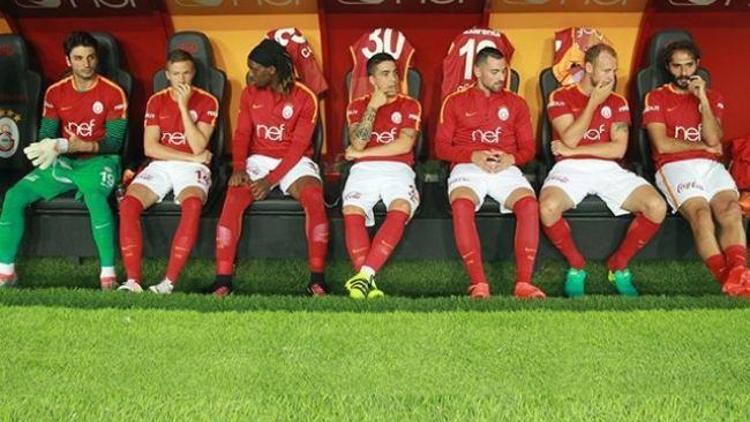 Galatasarayda Hamit Altıntop oyuna alınmayınca çıldırdı