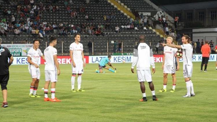 Akhisar Belediyespor - Beşiktaş maçının fotoğrafları