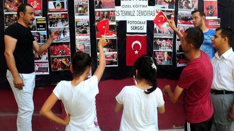 Adanada  Umutyolundan 15 Temmuz Demokrasi fotoğraf sergisi
