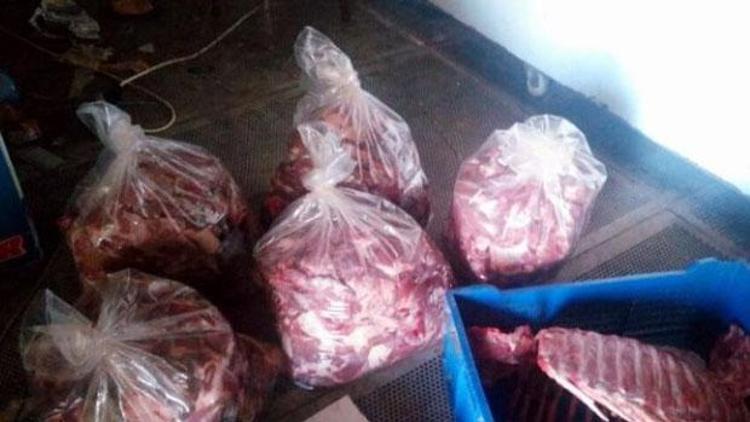Domuz eti satarken yakalanan kasap yetkilileri göreve çağırdı