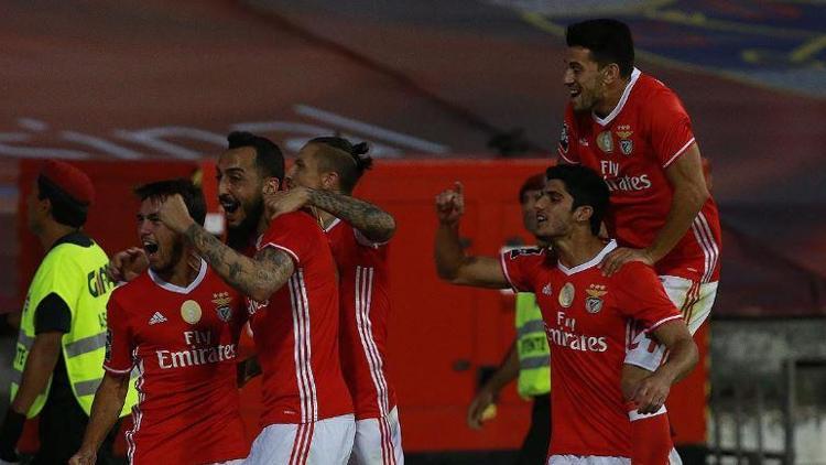 Benfica, liderliğini sürdürdü