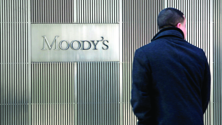 Moody’s’in şok not indirimi ile gözler uzun vadeli emeklilik fonlarına çevirdi