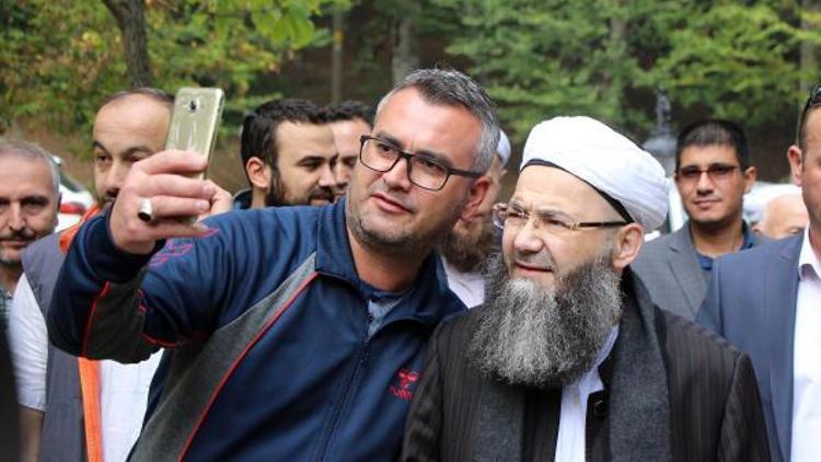 Cübbeli Ahmet Hoca, Hayreddin-i Tokadi Türbesini ziyaret etti