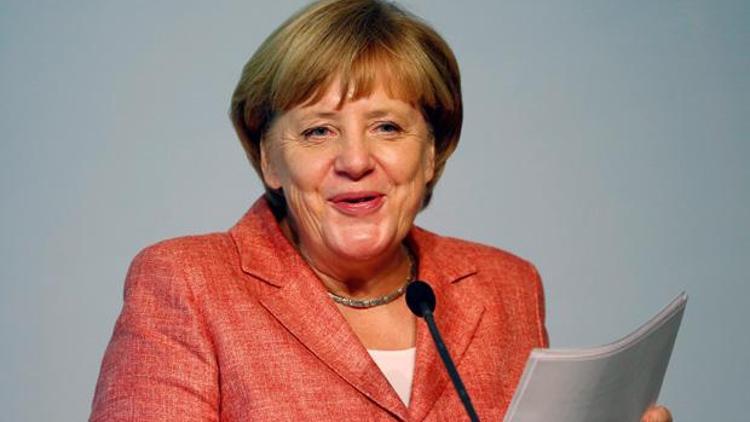 Merkel: AB-Türkiye mutabakatı örnek teşkil etmeli
