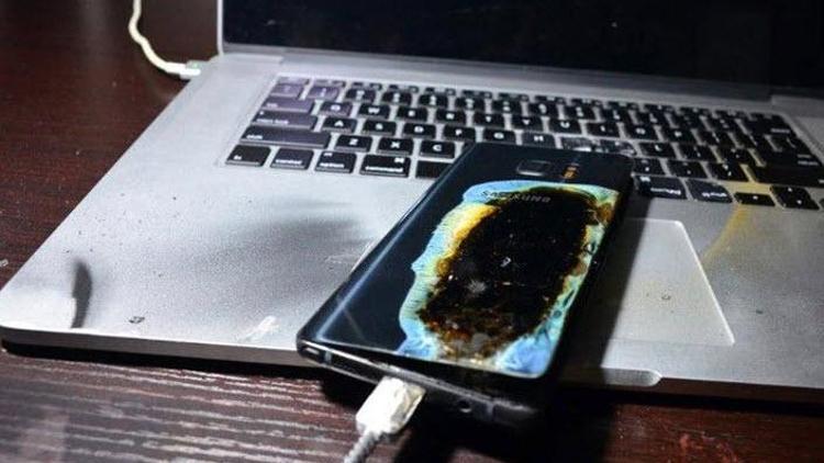 Güvenli etiketli Galaxy Note 7 de patladı