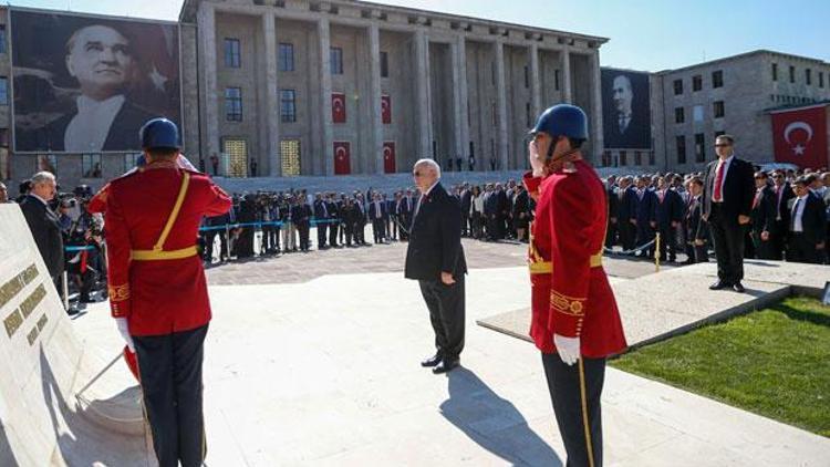 Yeni yasama yılı başlıyor