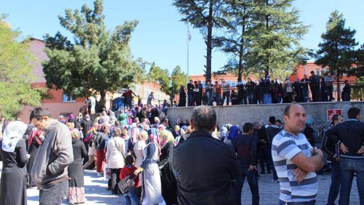 45 kişilik geçici hizmetli kadrosuna 841 kişi başvurdu