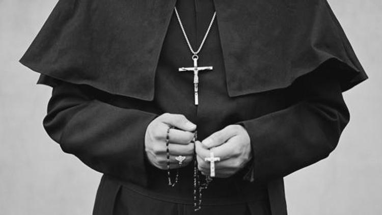 Meksikada 30 çocuğa tecavüz eden AIDSli rahip suçsuz bulundu iddiasına yalanlama