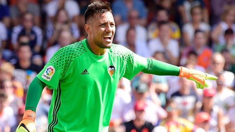 Penaltı canavarı Diego Alves