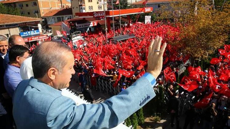 Erdoğandan müthiş açıklamalar: Hala benim oyunum olduğunu göstermeye çalışıyor