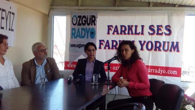 Figen Yüksekdağ,  Kanun Hükmünde Kararname ile kapatılan bazı basın kuruluşlarını ziyaret etti