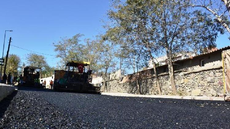 Süleymanpaşa’da yol çalışmaları sürüyor